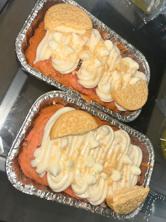 Strawberry Crunch Mini Cake
